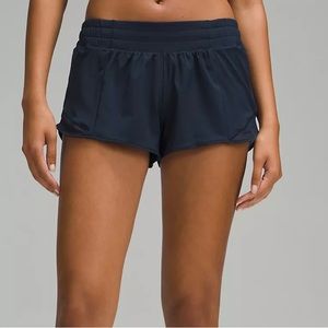 Lululemon 2.5 inch hotty hot shorts in navy